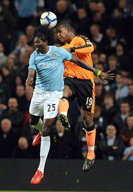 似乎在质疑 似乎在质疑